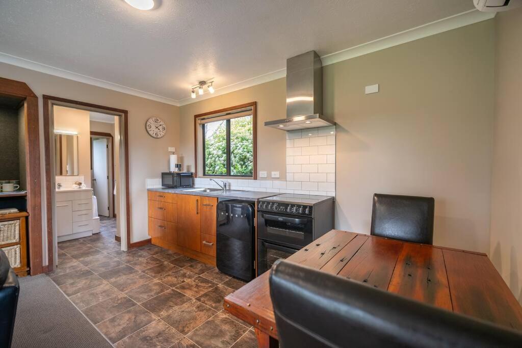 Te Anau Cottage Kültér fotó